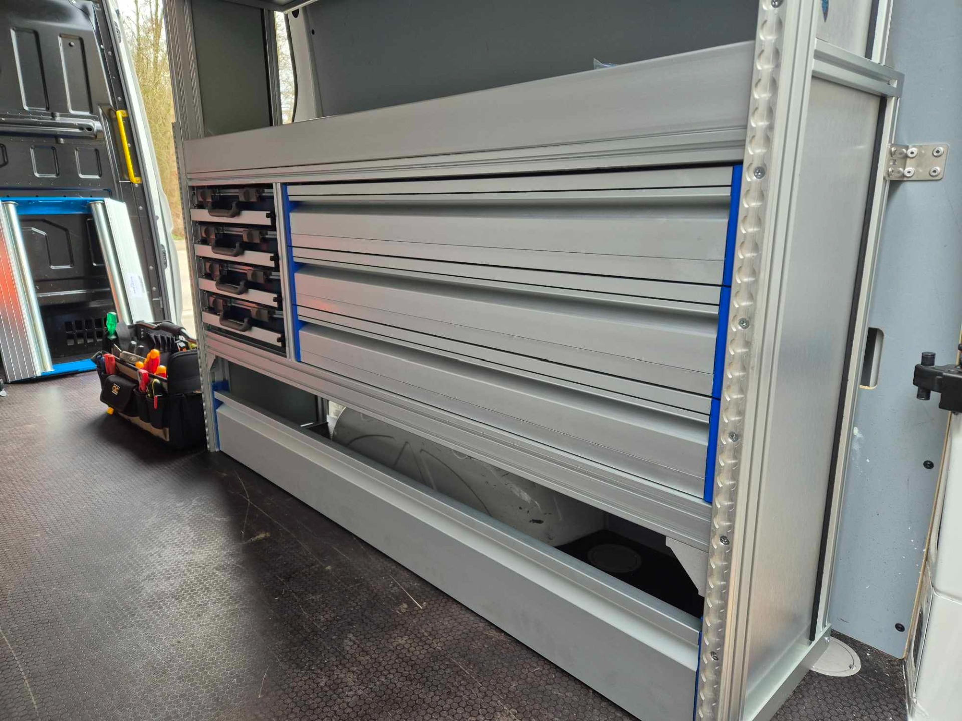 Inrichting Mercedes Sprinter Mobiworx